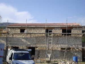 toiture-macon-rénovation bergerie Grasse, rénovation maison grasse, alpes-maritimes-06-var-83-launay-construction