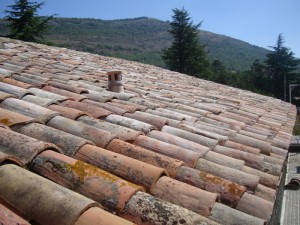 toiture-tuiles-anciennes-macon-alpes-maritimes-06-var-83-launay-construction
