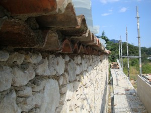 toiture-bergerie-macon-atoiture-tuiles-anciennes-macon-alpes-maritimes-06-var-83-launay-constructionlpes-maritimes-06-var-83-launay-construction