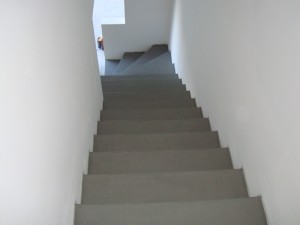 escalier-beton-macon-alpes-maritimes-06-var-83-launay-construction