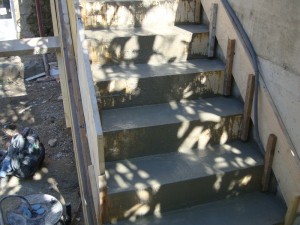 escalier-beton-macon-alpes-maritimes-06-var-83-launay-construction