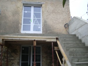 escalier-decoffrage-macon-alpes-maritimes-06-var-83-launay-construction
