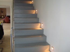 escalier-beton-cire-macon-alpes-maritimes-06-var-83-launay-construction
