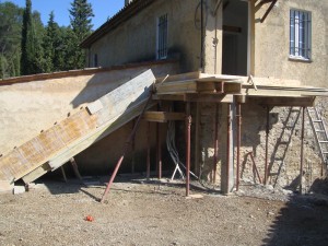 escalier-coffrage-macon-alpes-maritimes-06-var-83-launay-construction