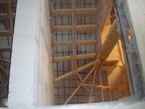 escalier-balance-coffrage-macon-alpes-maritimes-06-var-83-launay-construction