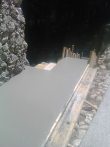 escalier-coulage-macon-alpes-maritimes-06-var-83-launay-construction
