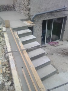 escalier-decoffrage-macon-alpes-maritimes-06-var-83-launay-construction