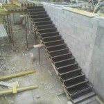 escalier-beton-porte-a-faux-macon-alpes-maritimes-06-var-83-launay-construction