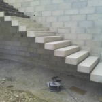 escalier-beton-porte-a-faux-macon-alpes-maritimes-06-var-83-launay-construction