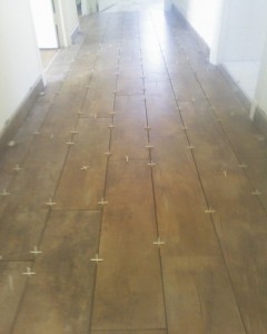 carrelage-imitation-parquet -carrelage grasse, maçon grasse, carrelage saint vallier de thiey, macon-alpes-maritimes-var-launay-construction50