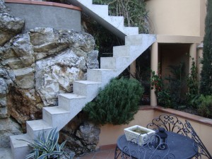 escalier-beton-macon-alpes-maritimes-06-var-83-launay-construction