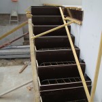 escalier-beton-porte-a-faux-macon-alpes-maritimes-06-var-83-launay-construction