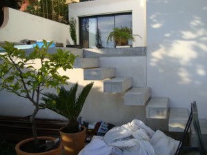 escalier-beton-porte-a-faux-macon-alpes-maritimes-06-var-83-launay-construction