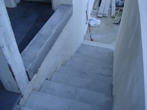 escalier-beton-macon-alpes-maritimes-06-var-83-launay-construction
