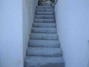 escalier-beton-macon-alpes-maritimes-06-var-83-launay-construction