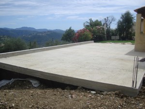 gros-oeuvre-construction-plancher-coule-macon-alpes-maritimes-06-var-83-launay-construction-saint-vallier-de-thiey