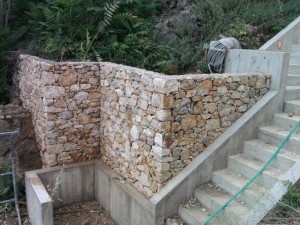 mur-pierre-seche-macon-alpes-maritimes-06-var-83-launay-construction-saint-vallier-de-thiey