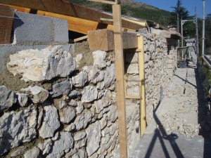 rehaussement-mur-pierre-macon-alpes-maritimes-06-var-83-launay-construction-saint-vallier-de-thiey
