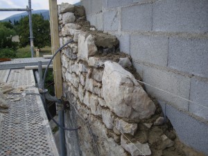 pignon-mur-pierre-macon-alpes-maritimes-06-var-83-launay-construction-saint-vallier-de-thiey