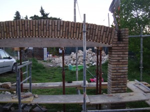 construction-arc-vieille-brique-macon-alpes-maritimes-06-var-83-launay-construction-saint-vallier-de-thiey