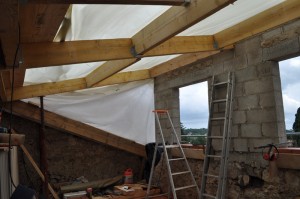 toiture-macon-alpes-maritimes-06-var-83-launay-construction, maçon charpente mougins, maçon grasse