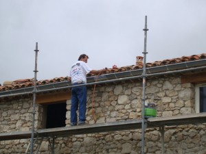 zinguerie-plomb-gouttiere-macon-alpes-maritimes-06-var-83-launay-construction