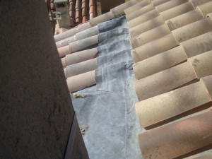 zinguerie-plomb-macon-alpes-maritimes-06-var-83-launay-construction, maçon grasse toiture