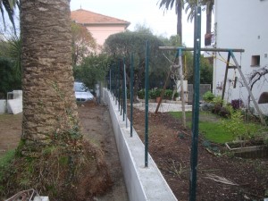 maconnerie-mur-cloture-macon-pose-couvertine-beton-alpes-maritimes-06-var-83-launay-construction