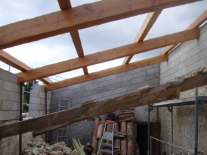 charpente-toiture-macon-alpes-maritimes-06-var-83-launay-construction, maçon grasse