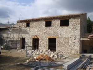 renovation-bergerie-macon-alpes-maritimes-06-var-83-monuments-historiques pierre, maçon pierre, maçon saint vallier de thiey, -compagnon-maconnerie