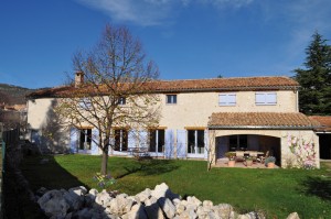 renovation-bergerie-macon-alpes-maritimes-06-var-83-monuments-historiques-compagnon-maconnerie